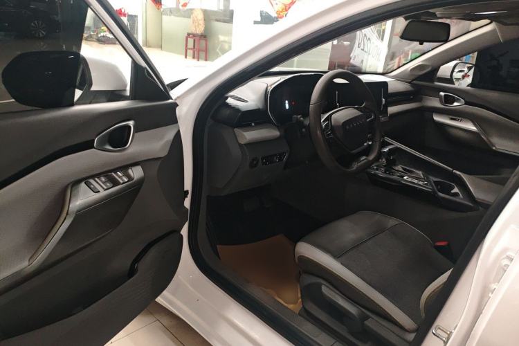 Used Baojun RC-5 2020 1.5T CVT Smart Luxury Edition