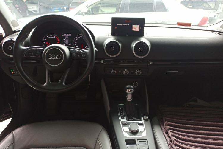 Used Audi A3 2018 30th Anniversary Edition Sportback 35 TFSI Fashion Model
