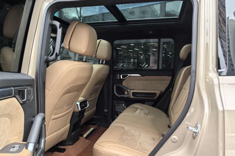 Used JETOUR Traveler 2023 2.0T All-Wheel Drive CrossPRO+
