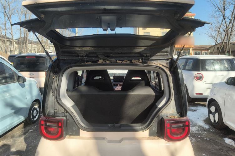 Used Chery QQ Ice Cream 2022 120km Milkshake Phosphate Lithium-Iron
