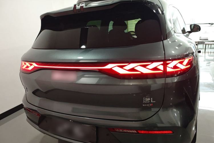 Used BYD Tang L 2025 DM 175KM Drone Player Edition
