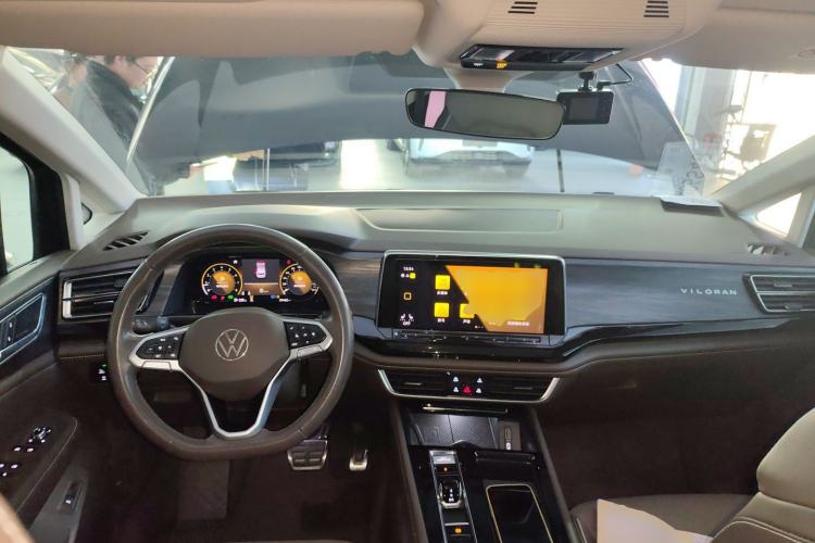 Used Volkswagen Viloran 2023 380TSI Flagship Edition
