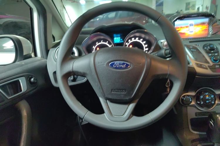 Used Ford Fiesta 2013 Hatchback 1.5L Automatic Fashion Edition