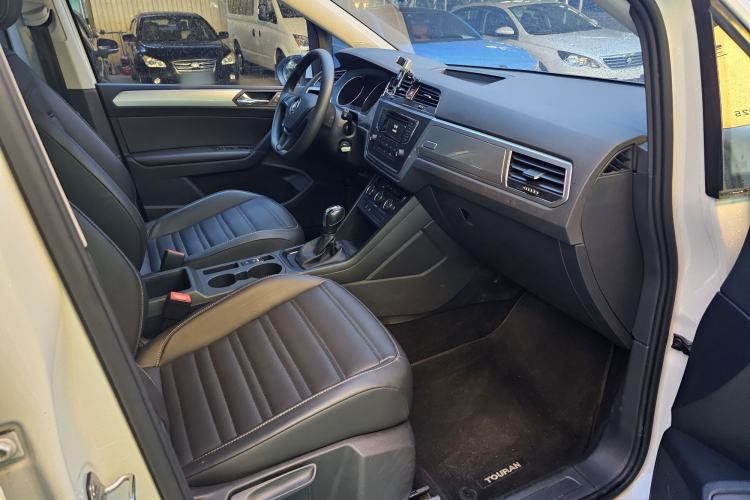 Used Volkswagen Touran 2018 Volkswagen Touran L 280TSI DSG Style Edition 7 Seats China V Emission Standard