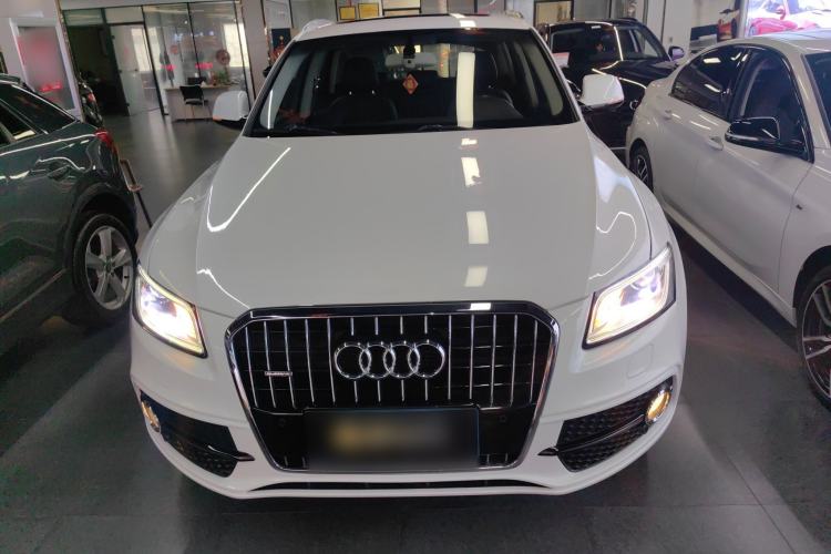 Used Audi Q5 2017 Plus 40 TFSI Ambition Model