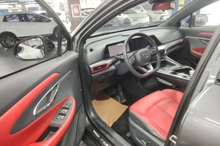 Used Changan UNI-T 2020 1.5T Prestige Version