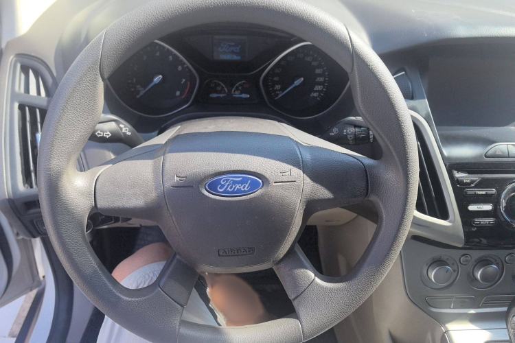 Used Ford Focus 2012 Sedan 1.6L Automatic Comfort Model
