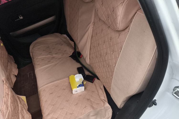 Used Haval H1 2017 Red-Label 1.5L Manual Comfort Model
