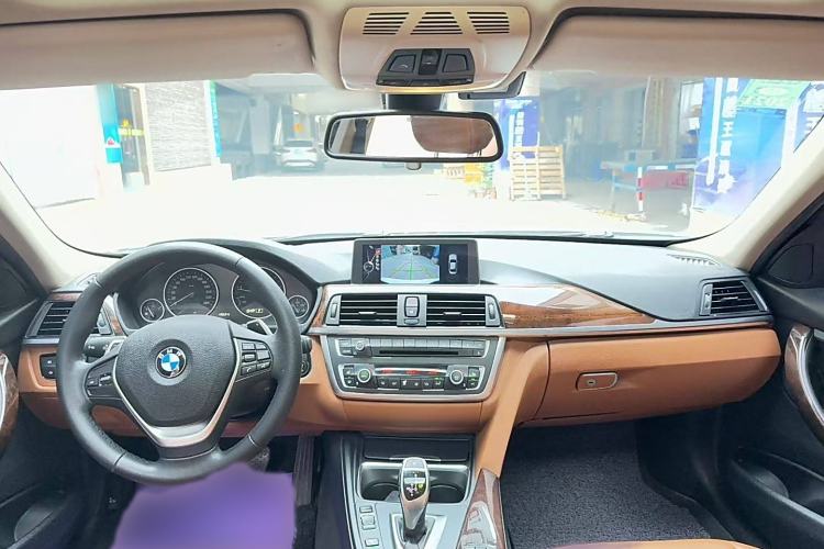 Used BMW 3 Series 2015 320Li Luxury Design Package Premium Edition
