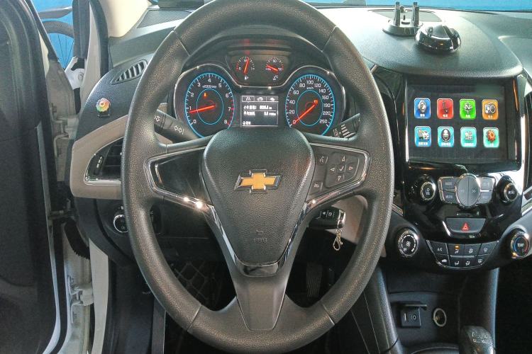 Used Chevrolet Cruze 2015 1.5L Automatic Luxury Edition
