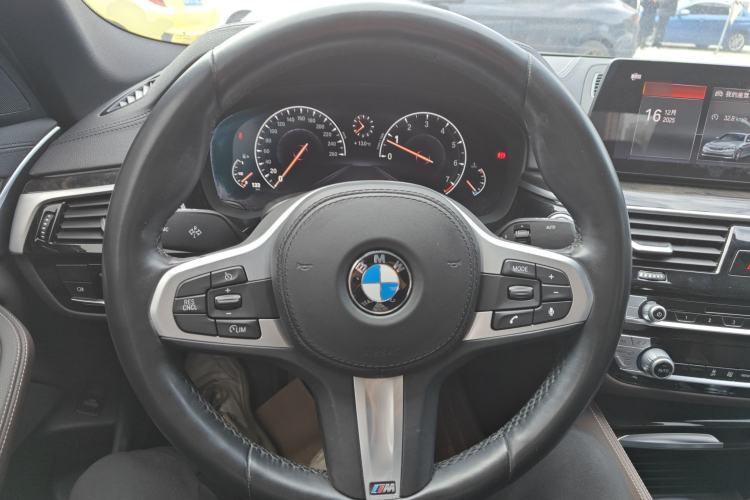 Used BMW 5 Series 2019 525Li M Sport Package