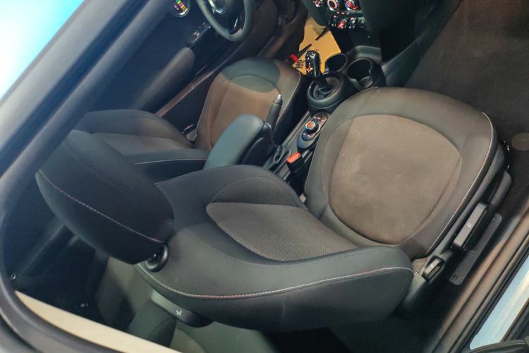 Used MINI MINI 2019 1.5T ONE PLUS
