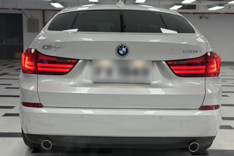 Used BMW 5 Series GT 2014 535i Leading Model
