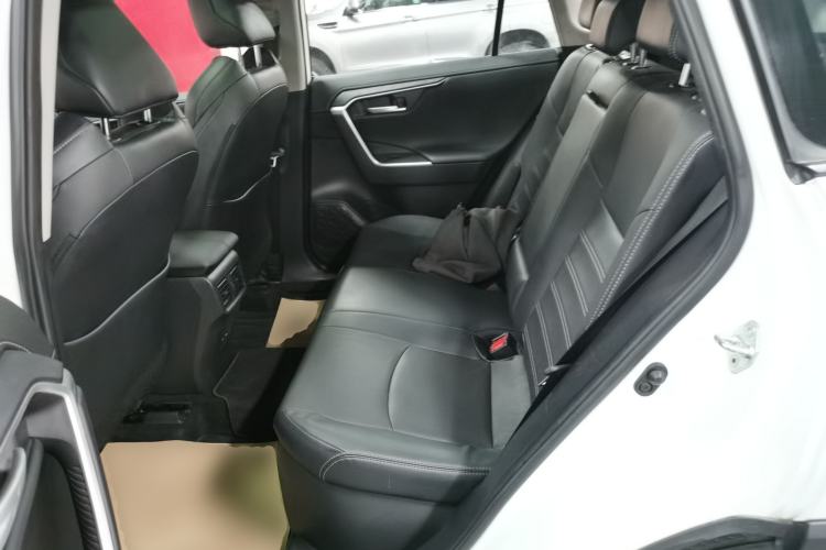 Used Toyota Wildlander 2023 Dual-Motor 2.5L E-CVT Four-Wheel Drive Prestige Edition
