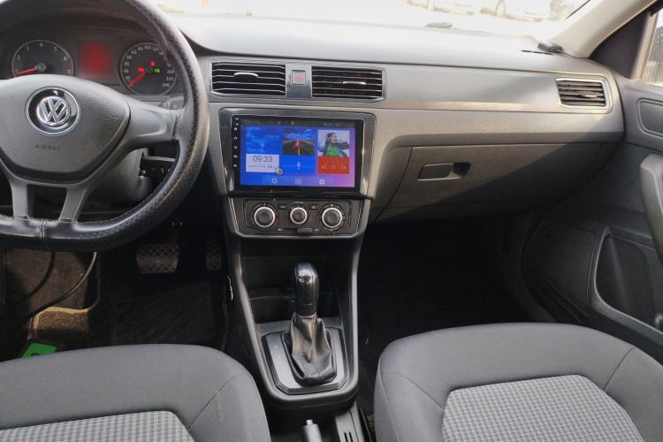 Used Volkswagen Santana 2016 1.6L Automatic Fashion Edition
