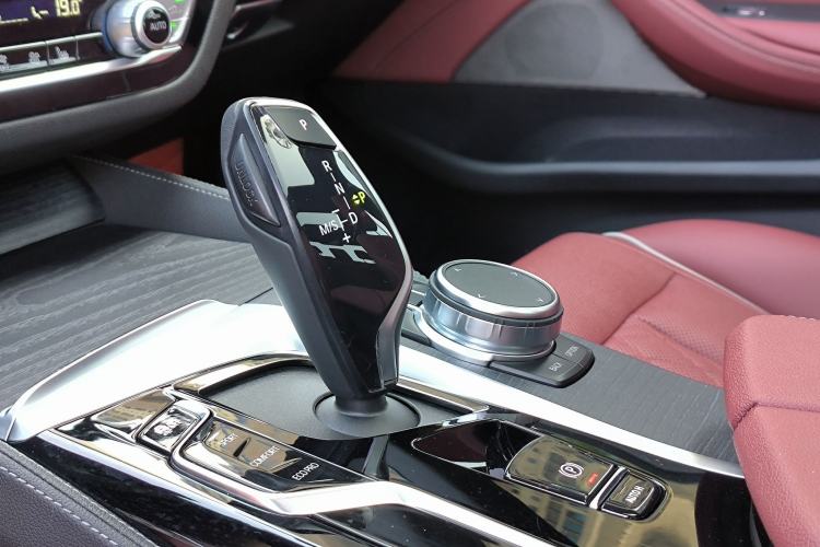 Used BMW 5 Series 2022 Second Facelift 530Li Leading Edition M Sport Package
