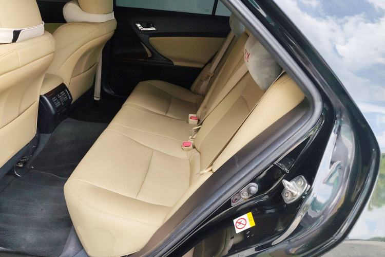 Used Toyota Reiz 2013 2.5V Shangrui Edition
