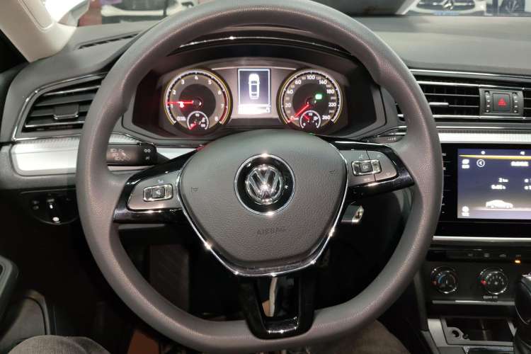 Used Volkswagen Lamando 2021 230TSI DSG Fashion Edition
