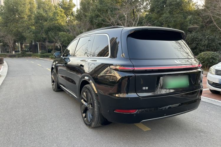 Used Li Auto L9 2022 Max model