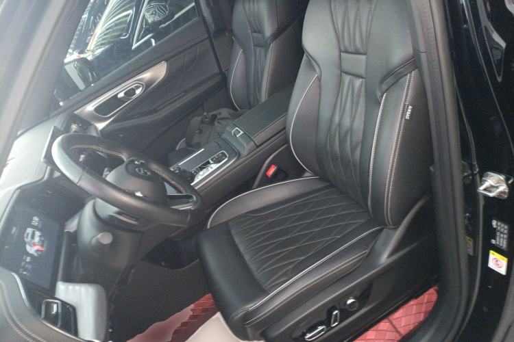 Used GAC Trumpchi GS8 2022 Linghang Series 2.0 TGDI Two-Wheel-Drive Luxury Smart Connectivity Version (7 Seats)
