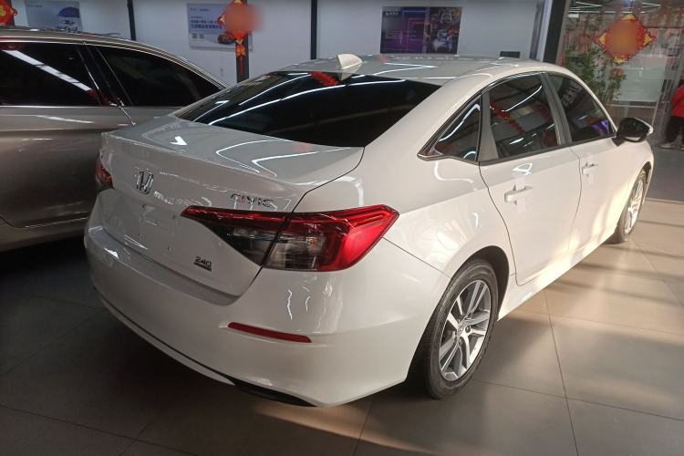 Used Honda Civic 2023 240TURBO CVT Dynamic · Center Stage Special Edition