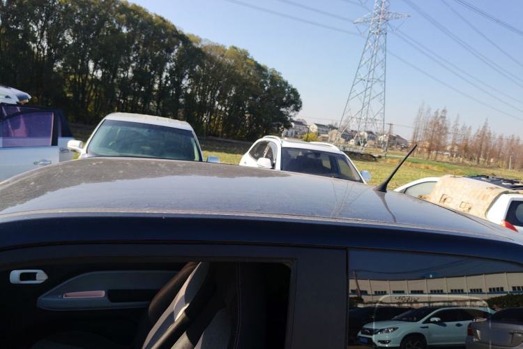 Used Chery QQ Ice Cream 2022 170km Sundae Phosphate Lithium-Ion
