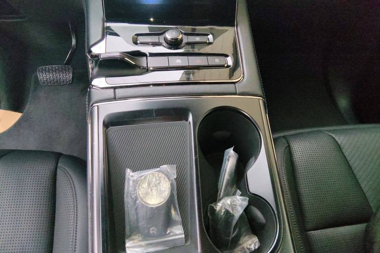 Used Nio ES8 2020 415 km Signature Edition 6-Seater Version
