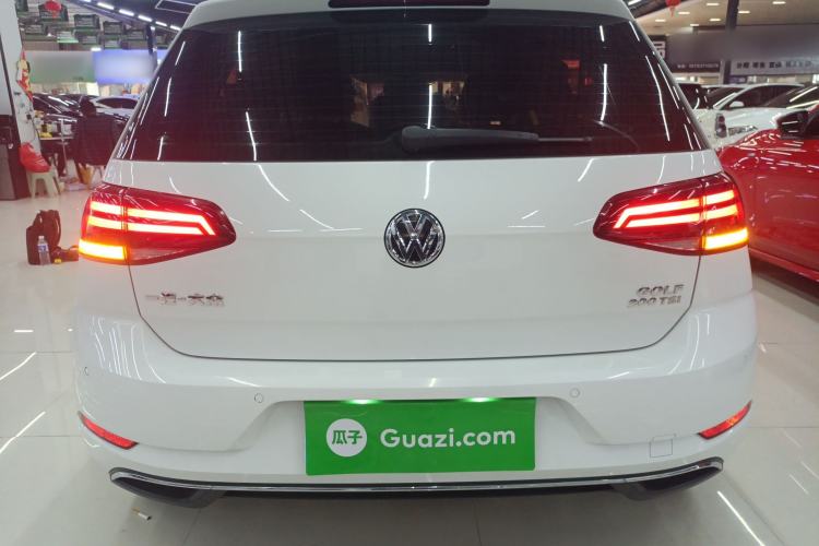 Used Volkswagen Golf 2020 200TSI DSG Comfortable and Ambitious Edition
