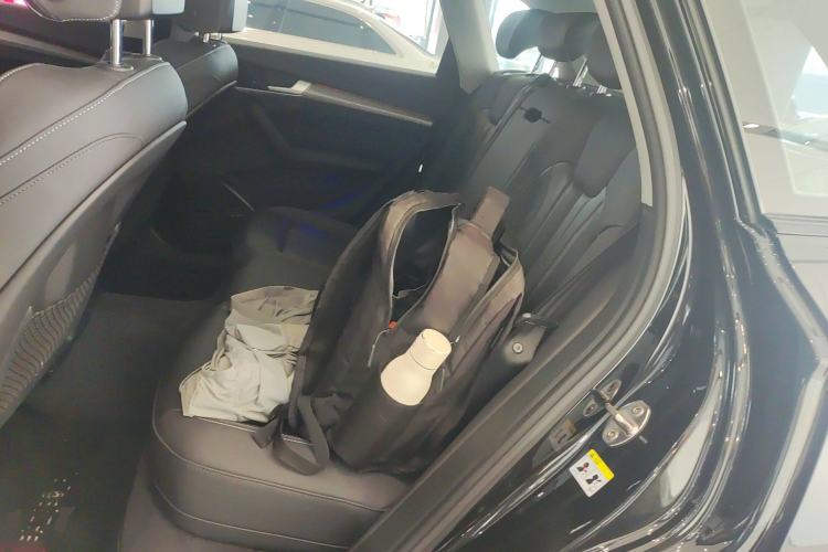 Used Audi Q5L 2022 Updated 45T Luxury Dynamic Version
