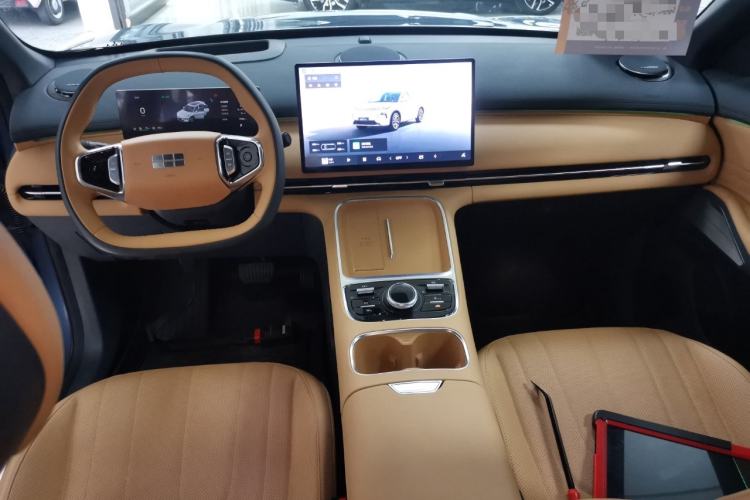 Used Geely Galaxy Galaxy Xingjian 7 EM-i 2025 120km Flagship Edition
