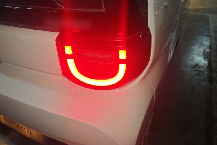 Used Chery QQ Ice Cream 2022 170km Sundae Phosphate Lithium-Ion
