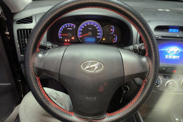 Used Hyundai Celesta 2015 1.6L Automatic Comfort Model
