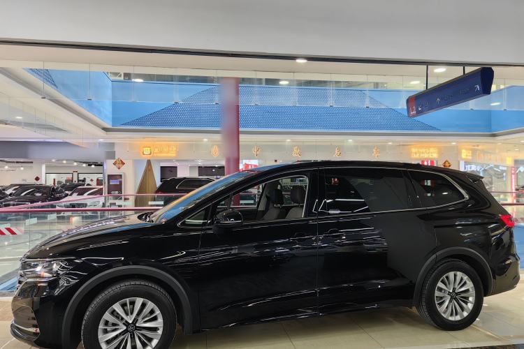 Used Volkswagen Viloran 2024 330TSI Business Edition
