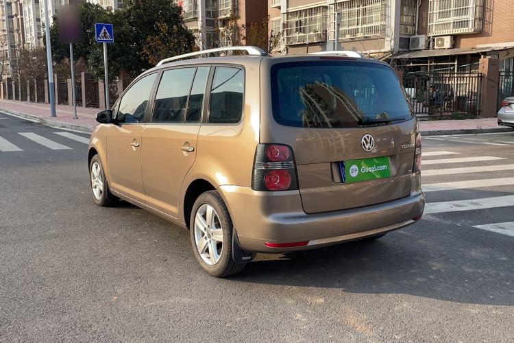 Used Volkswagen Touran 2015 1.4T Manual Fashion Edition 5-Seater
