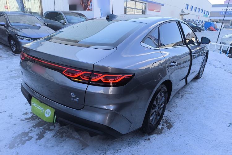 Used BYD Qin L 2025 DM-i Smart Drive 80KM Leading Model
