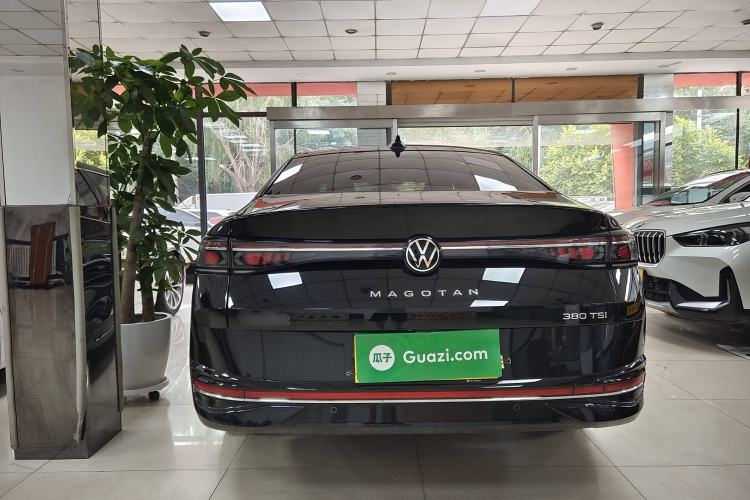 Used Volkswagen Magotan 2024 380TSI DSG Prestige Edition DaMai Package
