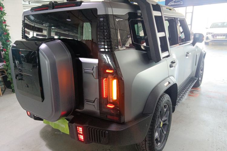 Used JETOUR Traveler 2023 2.0T All-Wheel Drive CrossPRO+