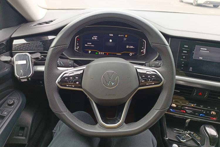 TDK.VehicleDetails.img