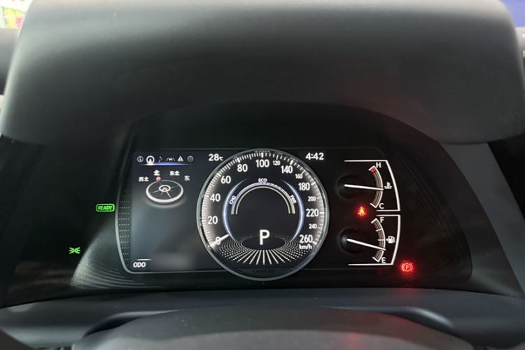 Used Lexus ES 2022 300h Excellence Edition
