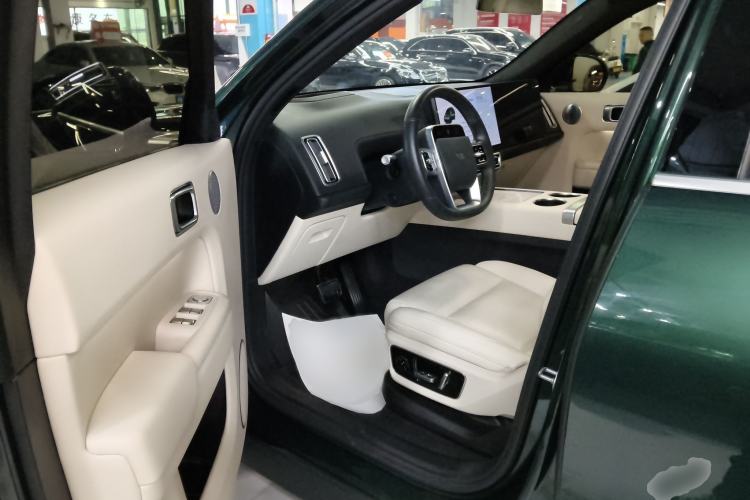 Used Li Auto L7 2023 Pro Model
