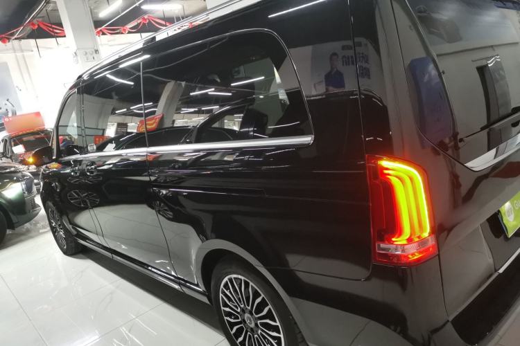 Used Mercedes-Benz V-Class 2018 V 260 L Prestige Extended Version China VI
