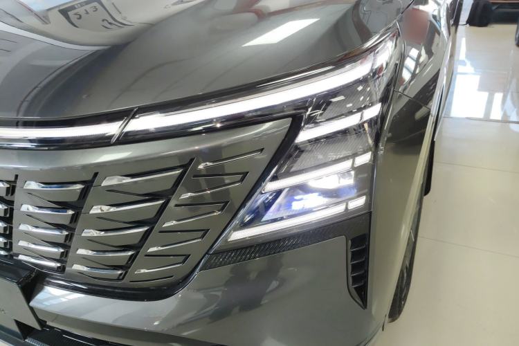 Used Changan CS75 PLUS 2025 4th Generation 1.5T New Blue Whale Smart Luxury Edition
