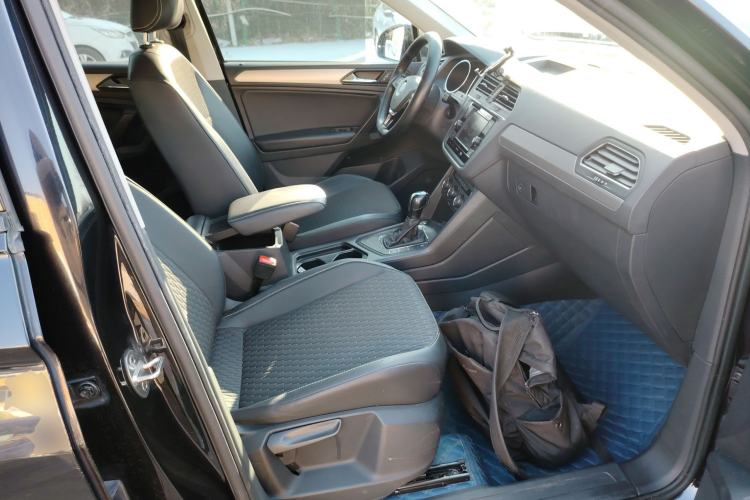 Used Volkswagen Tiguan L 2020 330TSI Automatic Two-Wheel Drive Luxury Edition China VI Standard