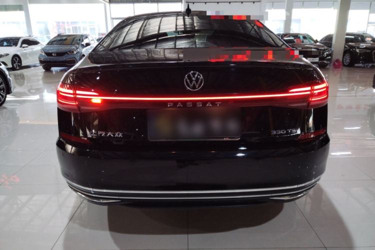 Used Volkswagen Passat 2023 330TSI Luxury Edition
