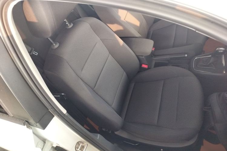 Used Volkswagen Bora 2016 1.6L Automatic Fashion Model
