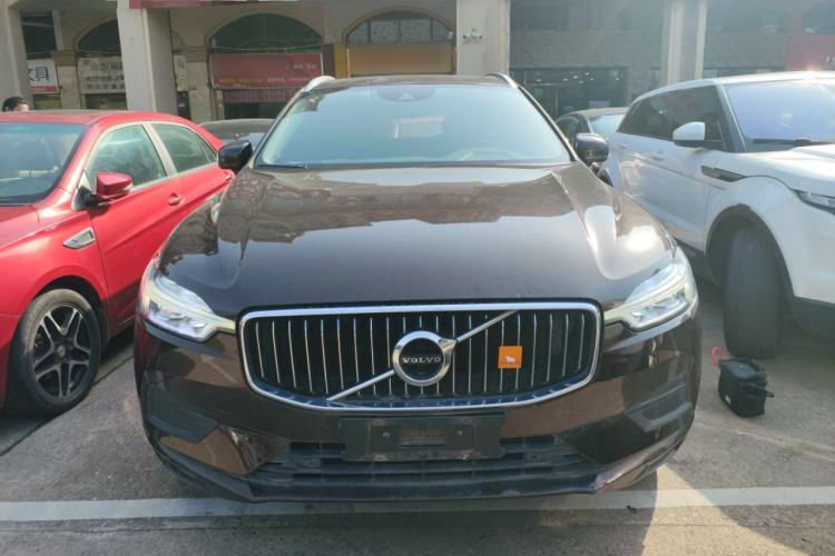 Used Volvo XC60 2019 T5 4x4 Smart Edition China VI Standard