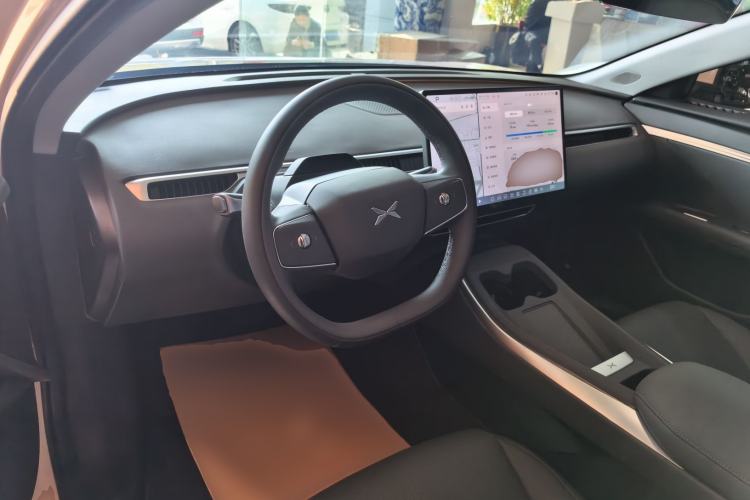 Used XPeng MONA M03 2024 620 with Ultra-Long Range
