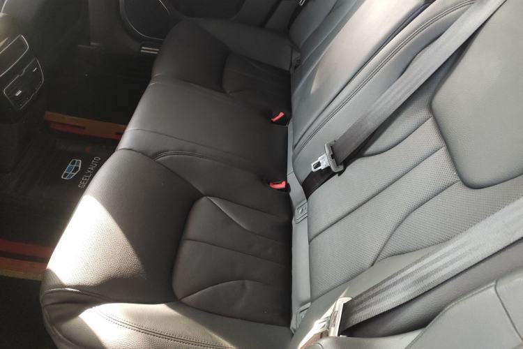 Used Geely Auto Emgrand GT 2016 2.4L Comfort Version
