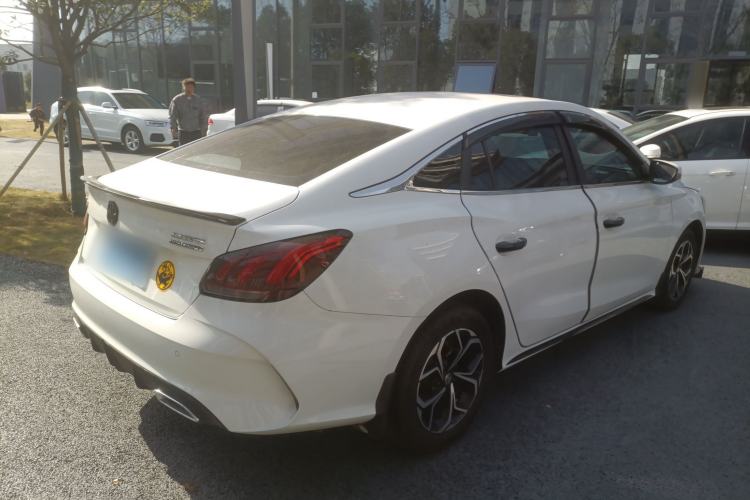 Used MG 5 2023 180 DVVT CVT Fashion Edition
