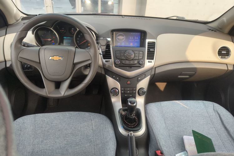 Used Chevrolet Cruze 2015 1.5L Classic SL MT
